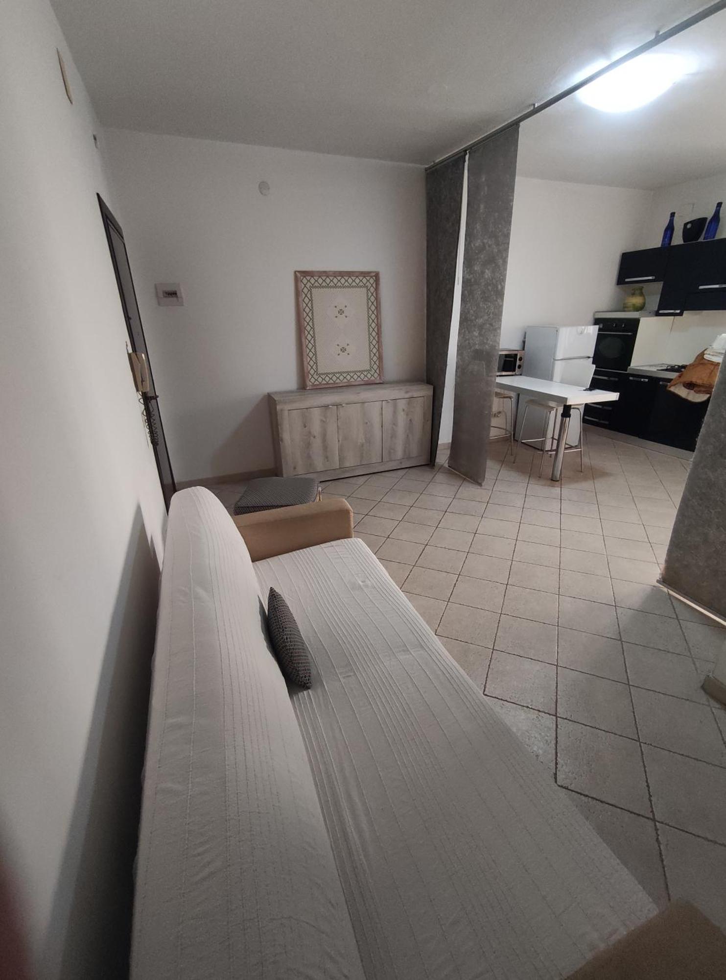 Antohouse Intero Appartamento R5883 Quartucciu Extérieur photo